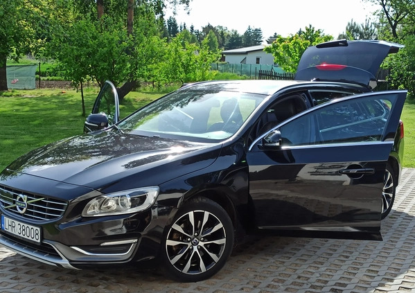 Volvo V60 cena 43500 przebieg: 264134, rok produkcji 2014 z Jaraczewo małe 106